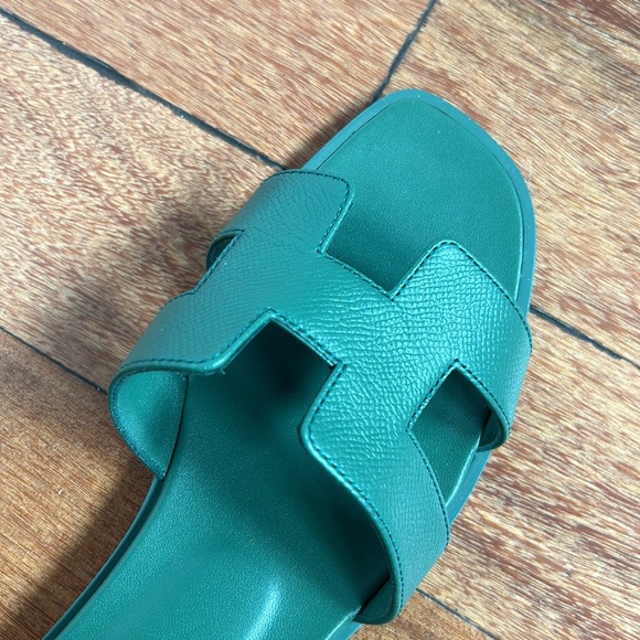 Hermes Oran green sandals, great condition!!! - Picture 6 of 12